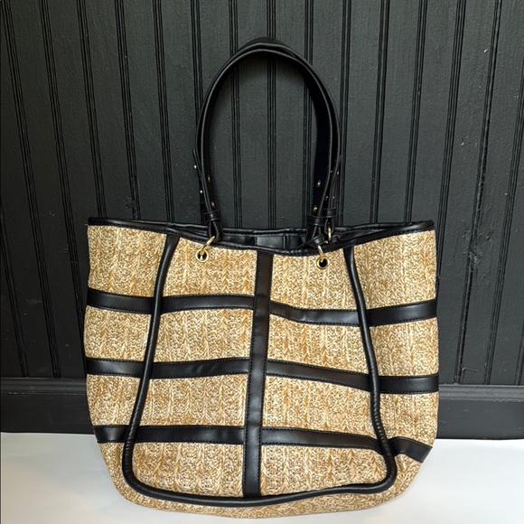 Steve Madden Handbags - Steve Madden BJEWEL Tote